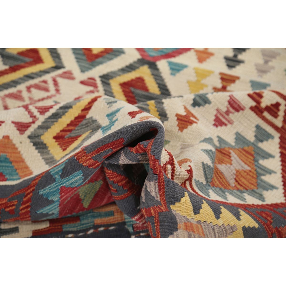 Maimana 5x7 Hand Woven Washable Wool Rug - Colorful