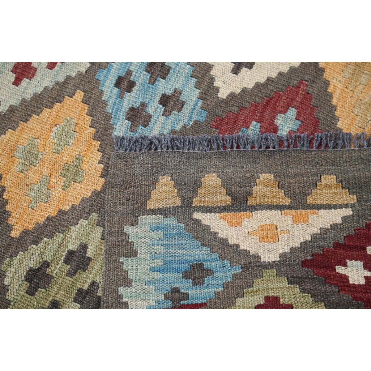 Maimana 6x8 Hand Woven Washable Wool Rug - Colorful