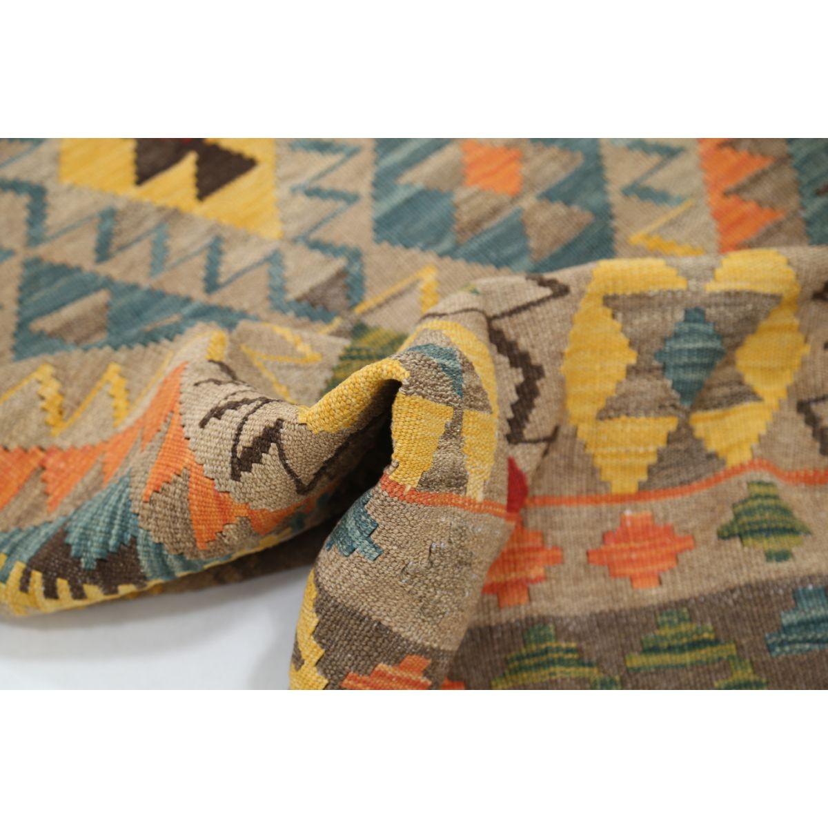 Maimana 4x6 Hand Woven Washable Wool Rug - Colorful
