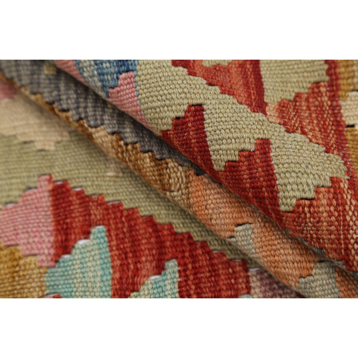 Maimana 5x6 Hand Woven Washable Wool Rug - Colorful