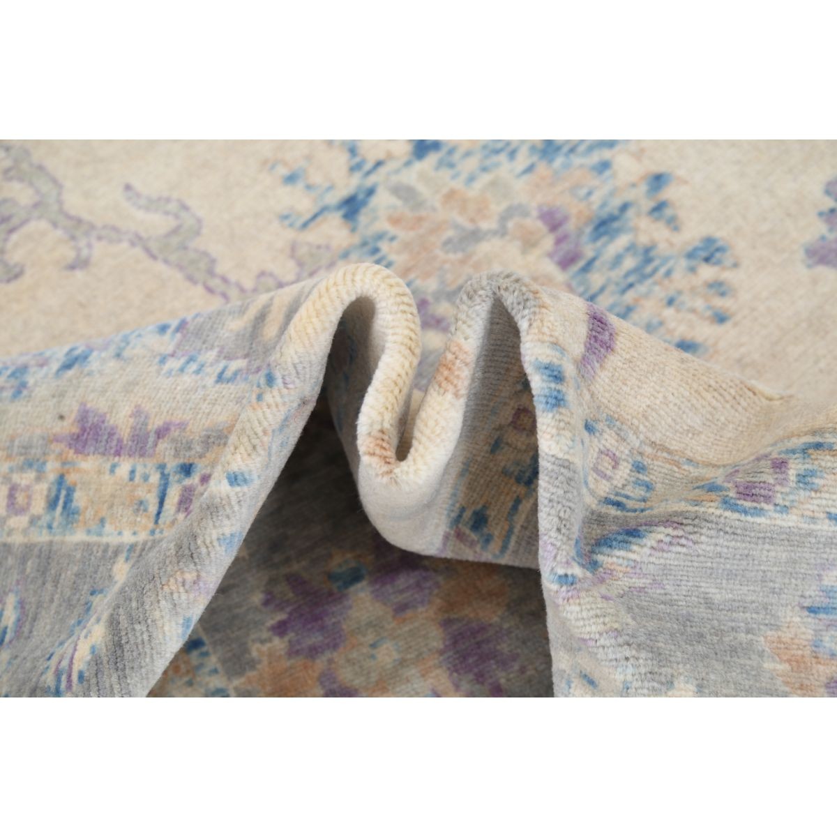 Lily 5x9 Machine-Made Washable Wool Rug - Soft Hues