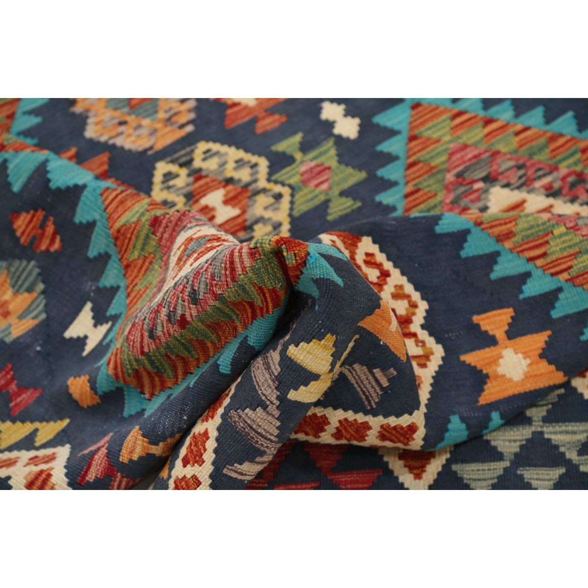 Maimana 5x7 Hand Woven Washable Wool Rug - Colorful