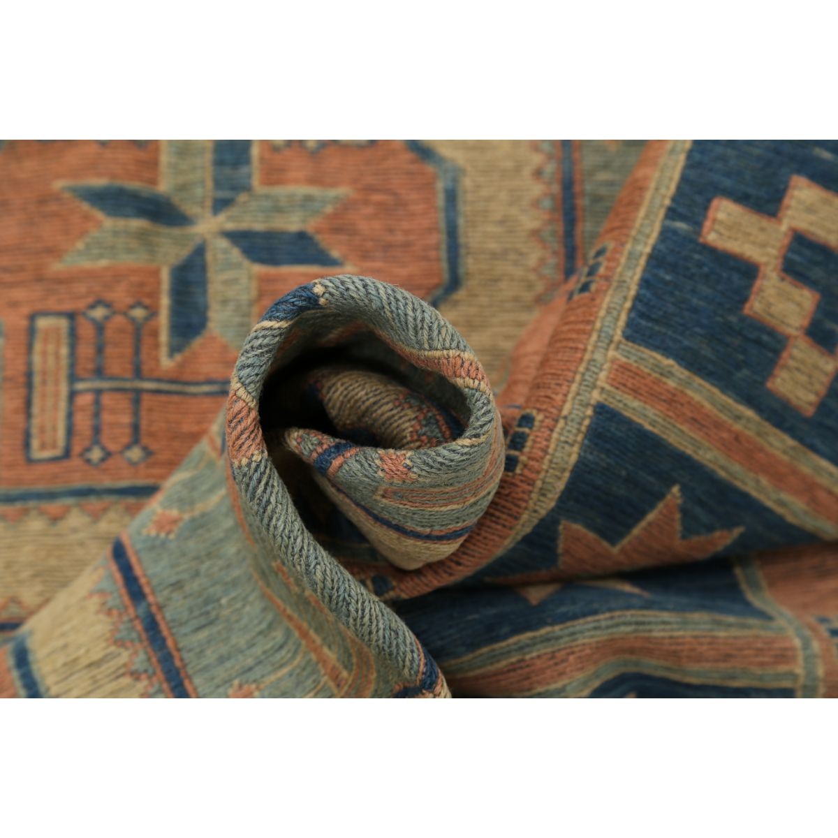 Sumak 6x9 Hand Woven Washable Wool Rug - Colorful