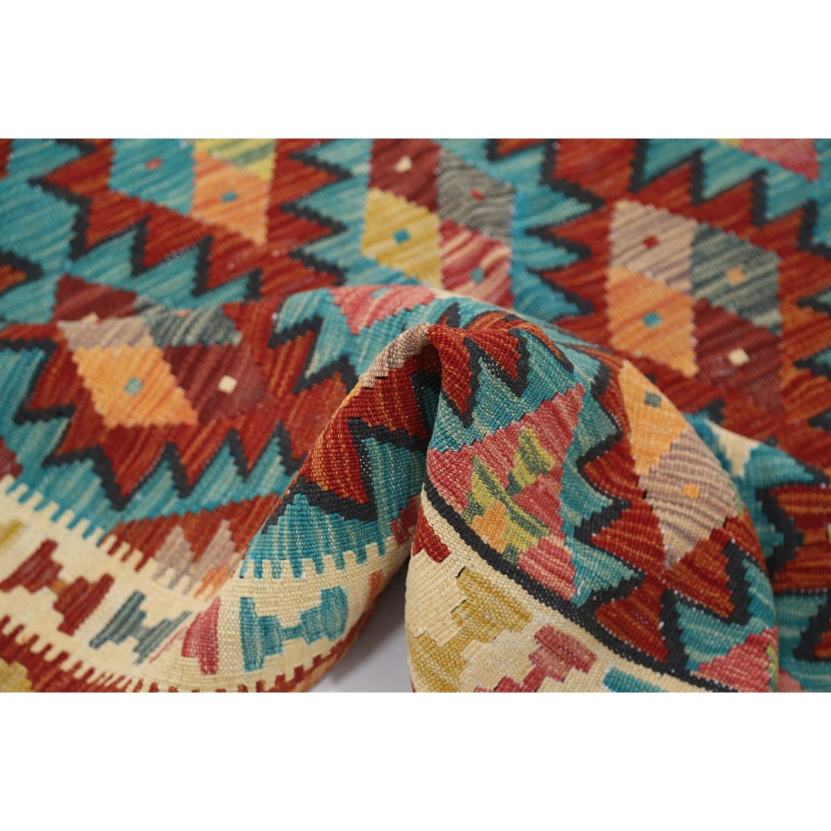 Maimana 5x6 Hand Woven Washable Wool Rug - Colorful