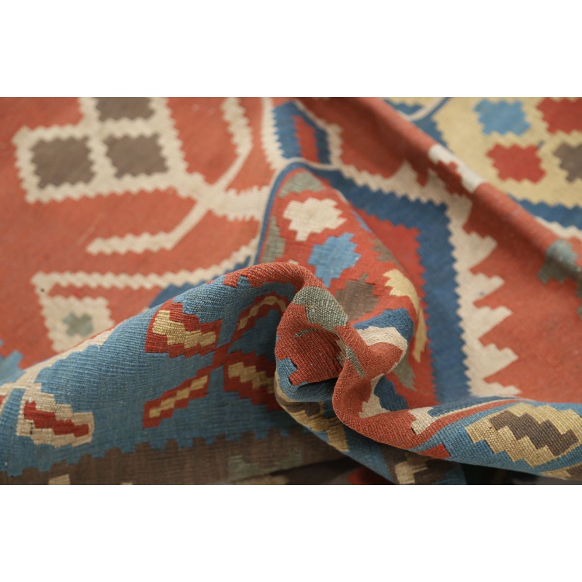 Kafkaas 5x7 Hand Woven Washable Wool Rug - Colorful