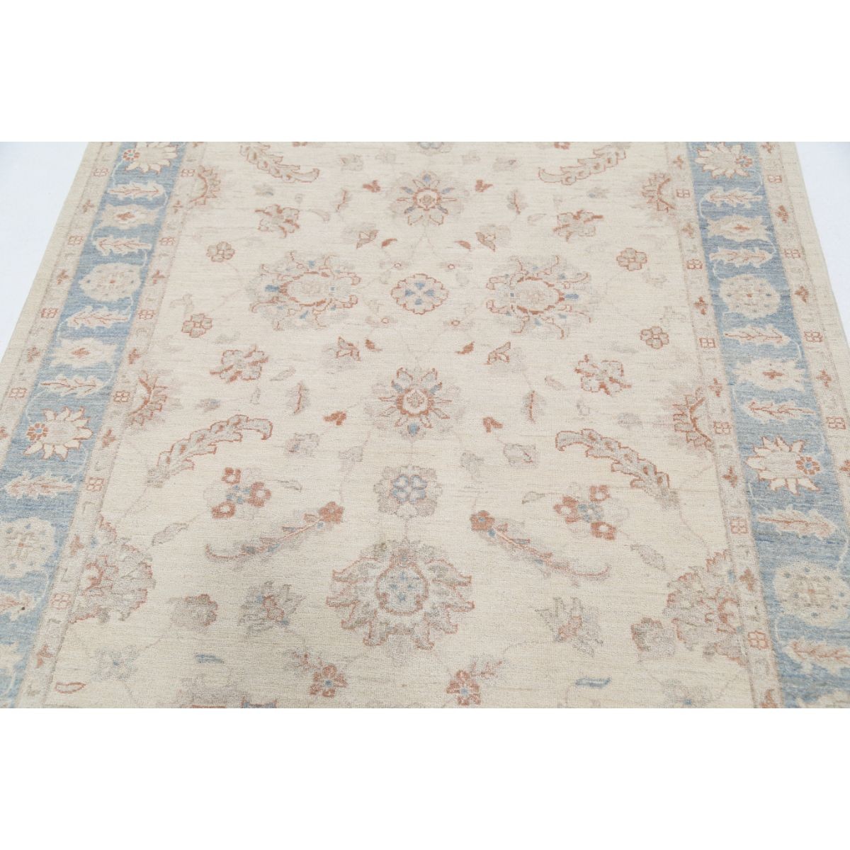 Serenity 5x7 Handmade Double Knotted Washable Wool Rug - Soft Hues