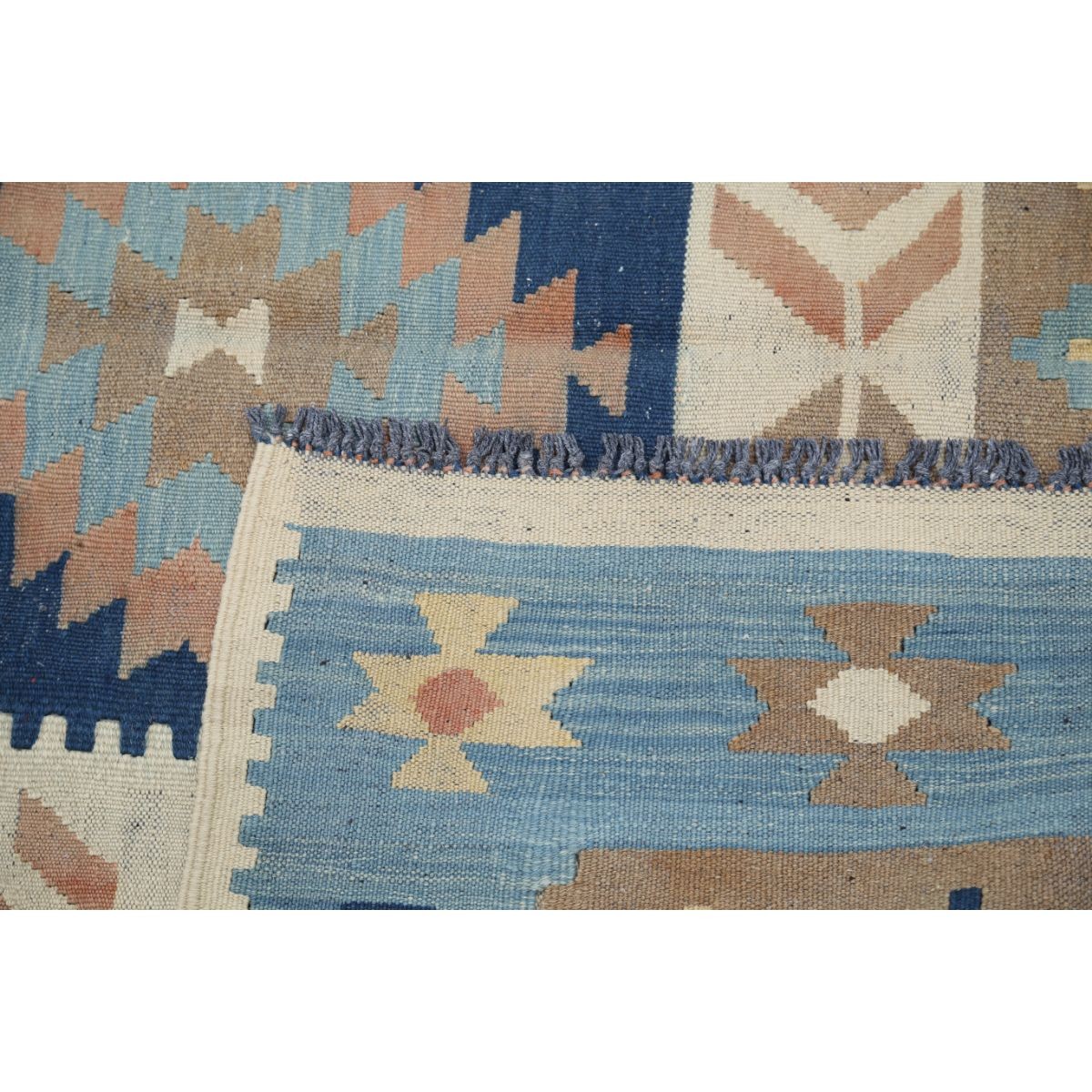Kafkaas 5x6 Hand Woven Washable Wool Rug - Soft Hues
