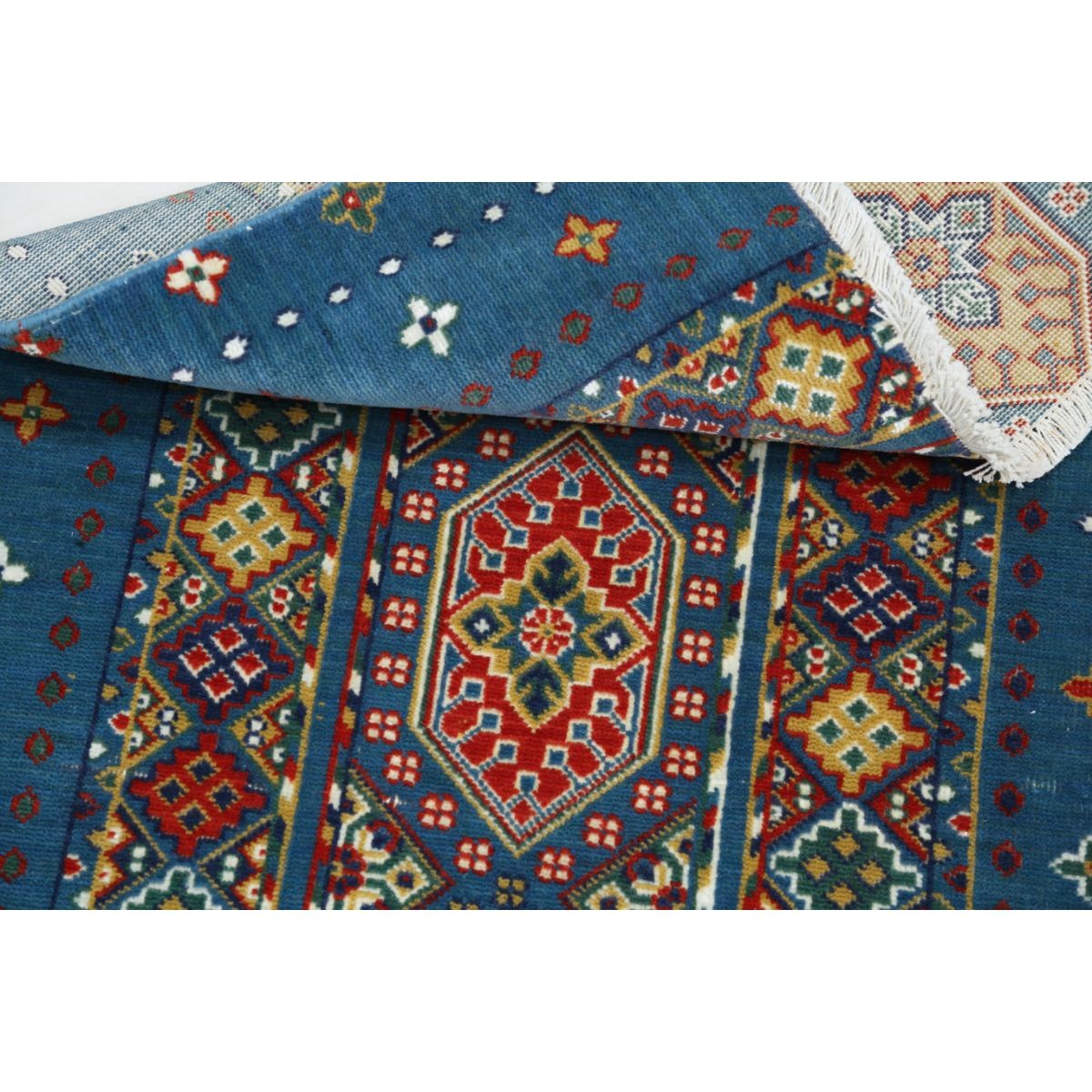 Gulshan 2x4 Machine-Made Washable Wool Rug - Colorful