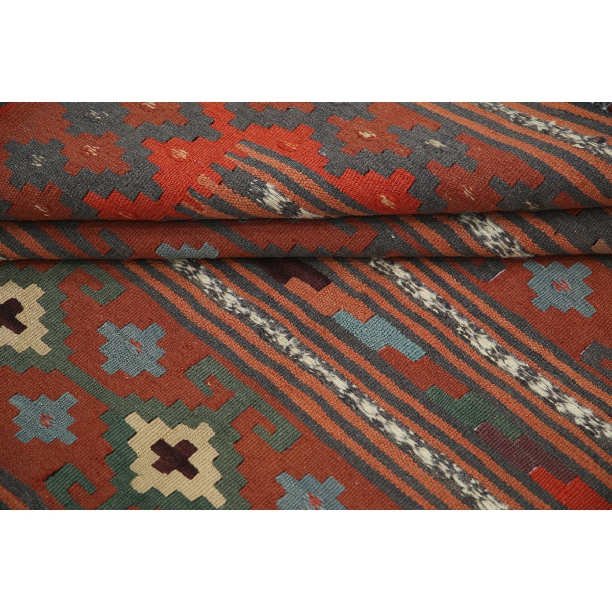 Kafkaas 5x6 Hand Woven Washable Wool Rug - Colorful
