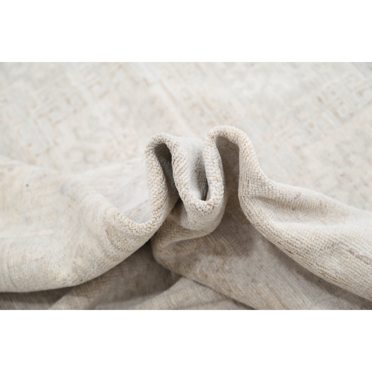 Khotan 17x24 Handmade Double Knotted Washable Wool Rug - Soft Hues