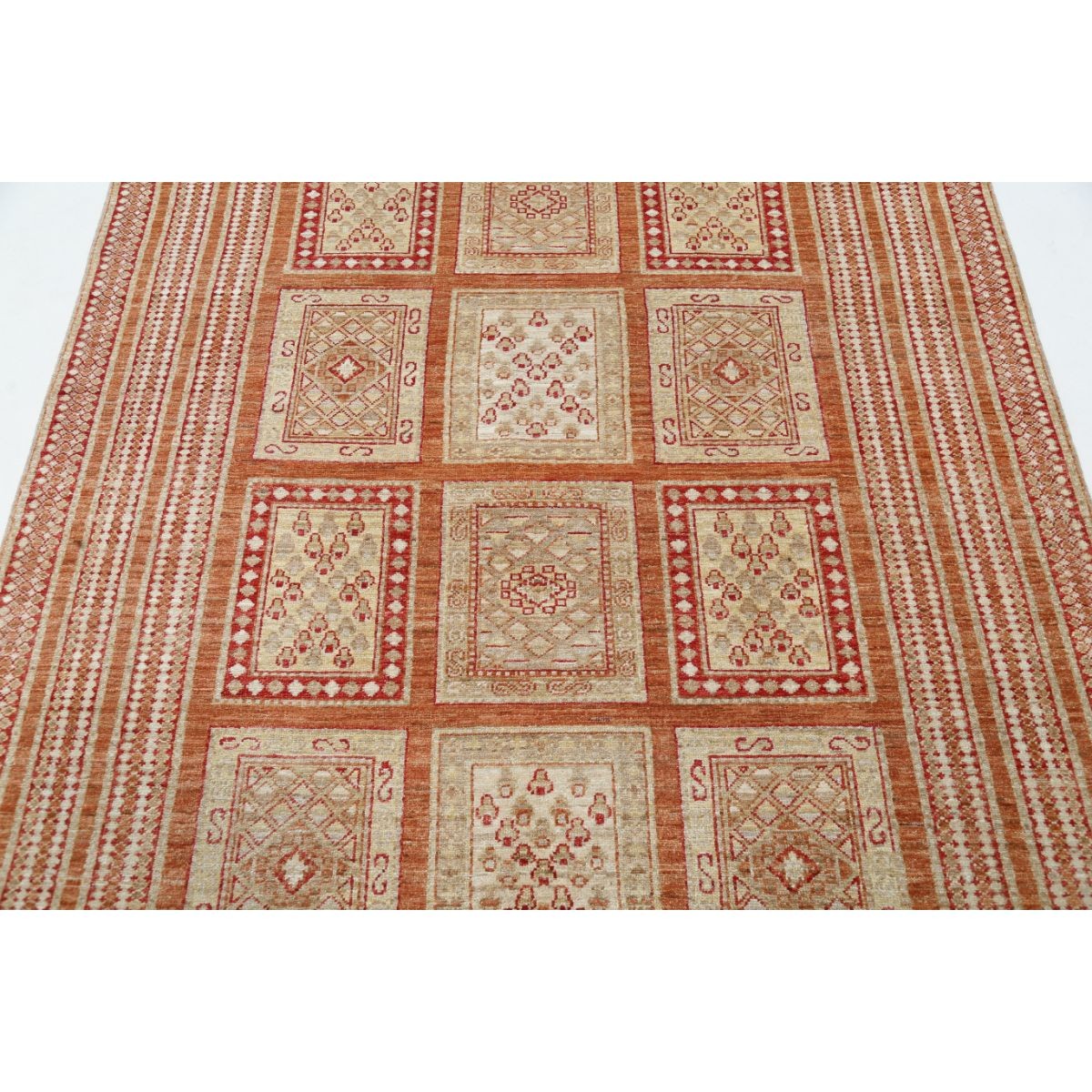 Bakhtiari 5x7 Handmade Double Knotted Washable Wool Rug - Colorful