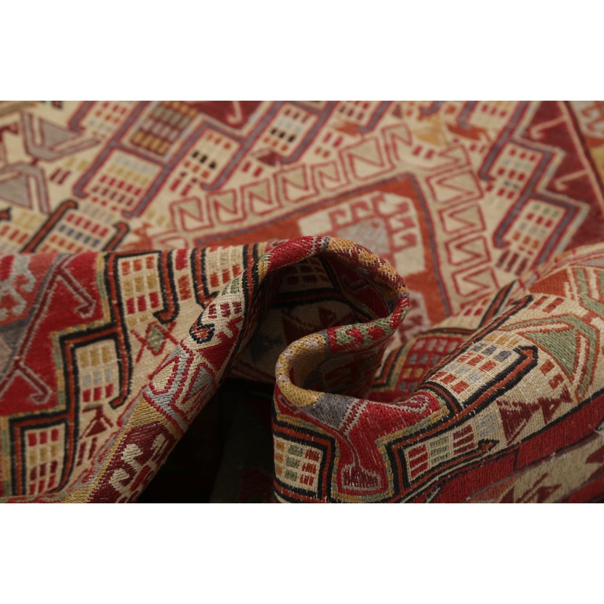 Silki 4x7 Hand Woven Washable Silk Rug - Colorful