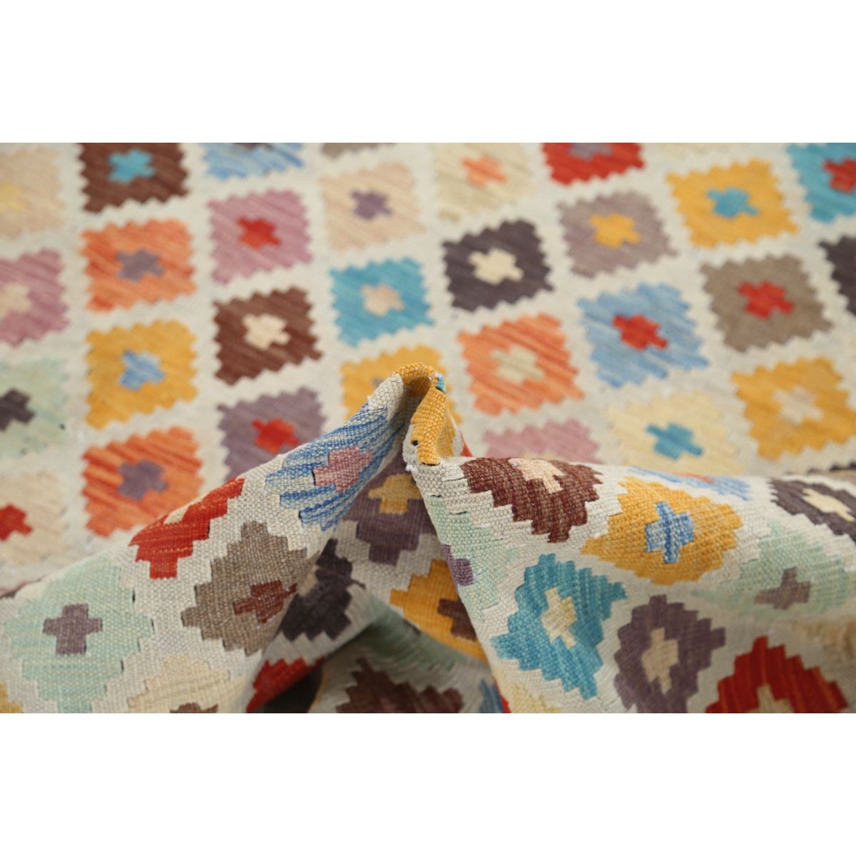 Maimana 7x10 Hand Woven Washable Wool Rug - Colorful