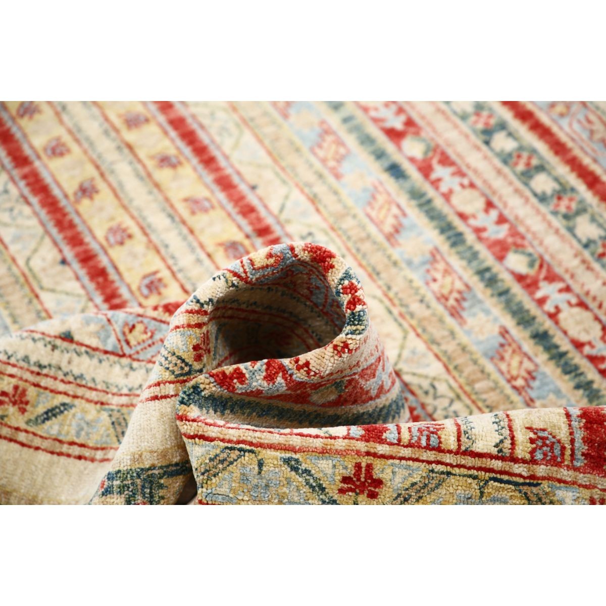 Shaal 6x8 Handmade Double Knotted Washable Wool Rug - Colorful