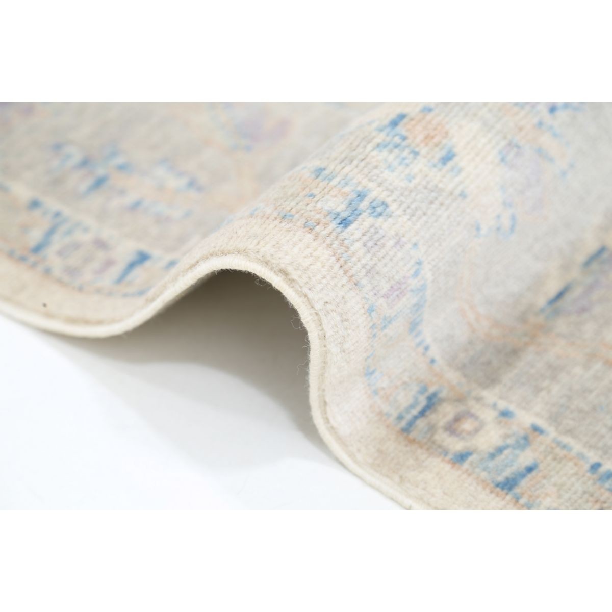 Lily 5x9 Machine-Made Washable Wool Rug - Soft Hues