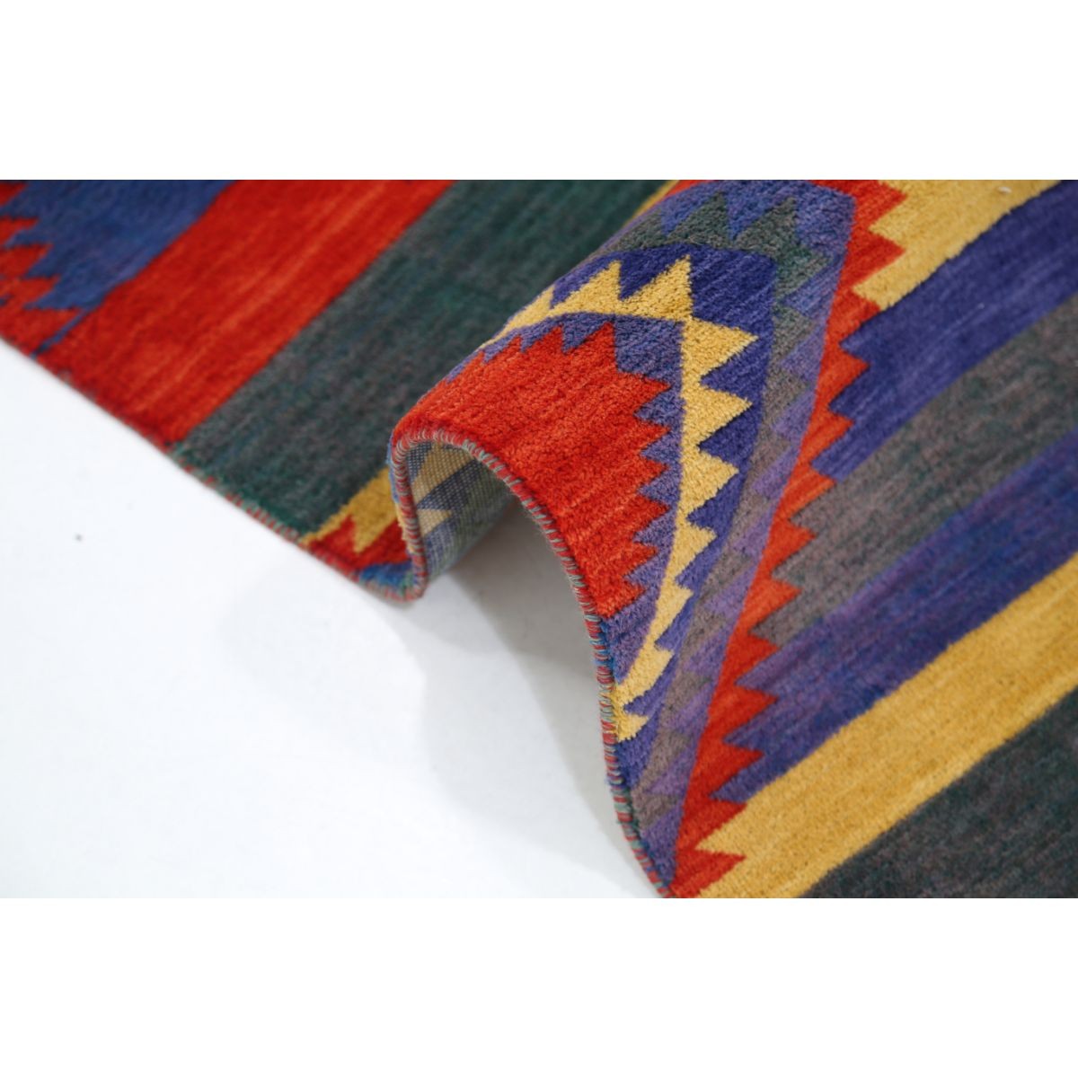 Dhanak 4x6 Machine-Made Washable Wool Rug - Colorful