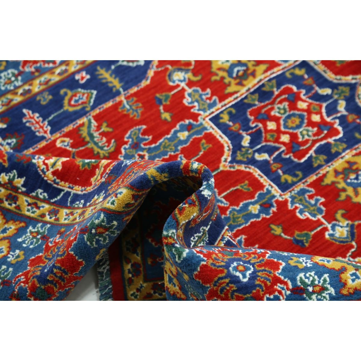 Gulshan-3'10" 4x6 Machine-Made Washable Wool Rug - Colorful