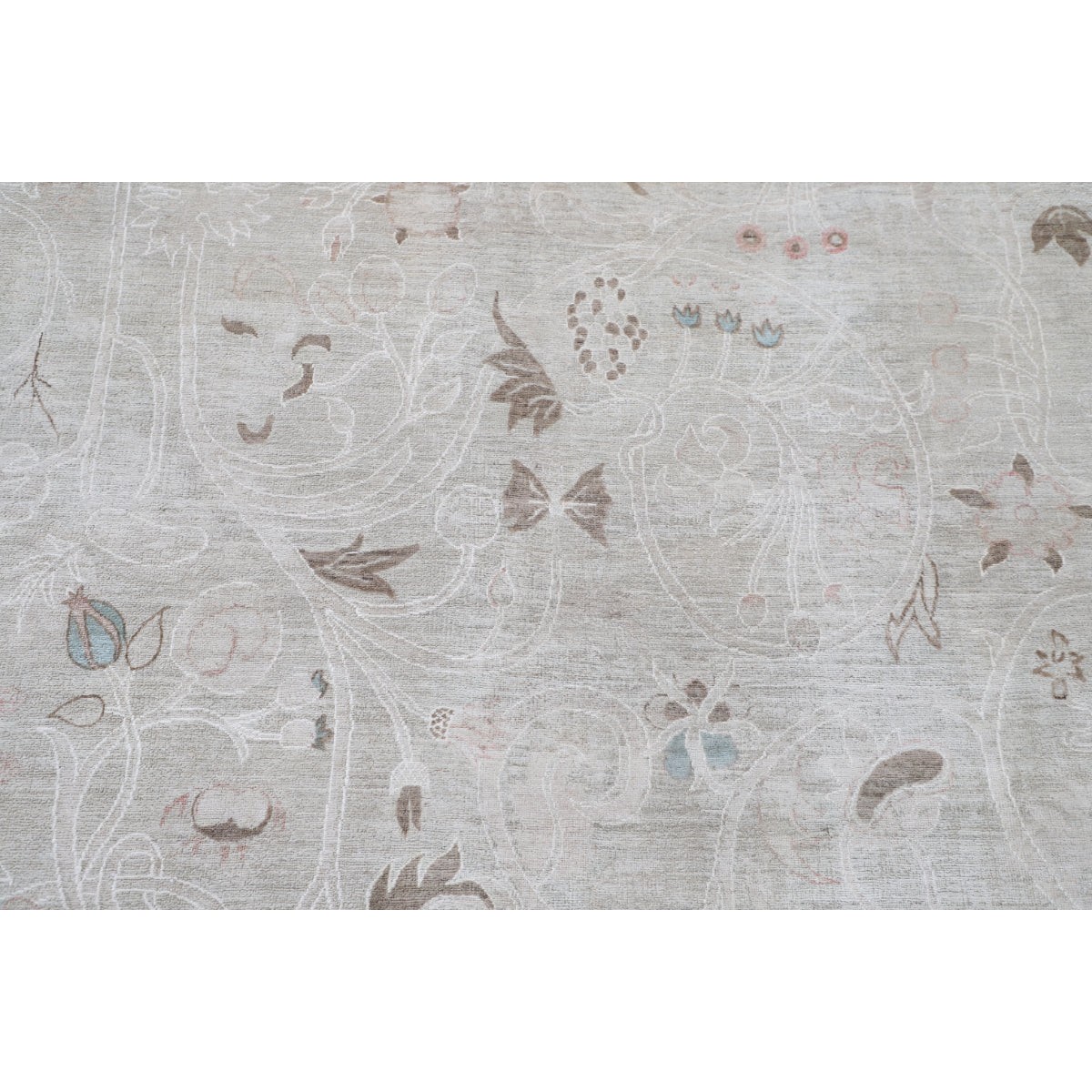 Ariana 18x24 Handmade Double Knotted Washable Wool Rug - Soft Hues