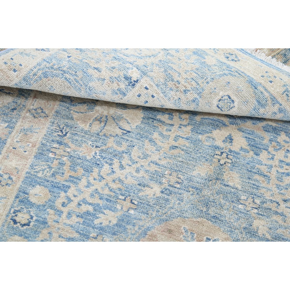 Suzani 4x6 Handmade Double Knotted Washable Wool Rug - Soft Hues