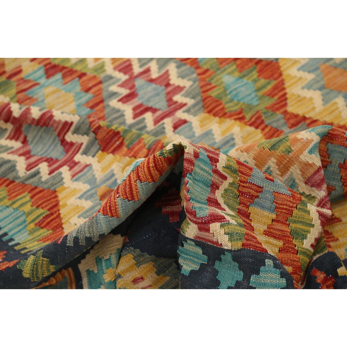 Maimana 7x10 Hand Woven Washable Wool Rug - Colorful