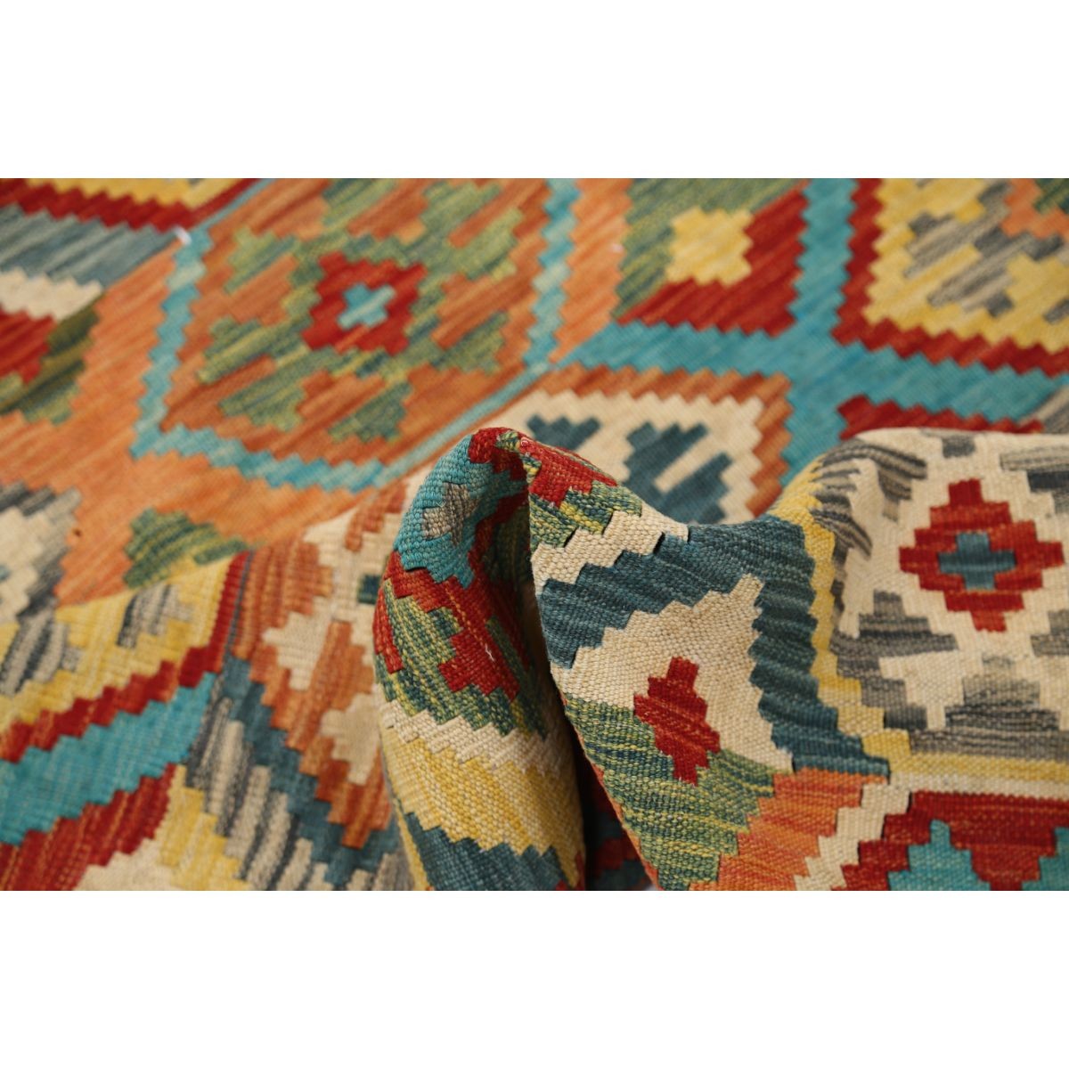 Maimana 7x10 Hand Woven Washable Wool Rug - Colorful