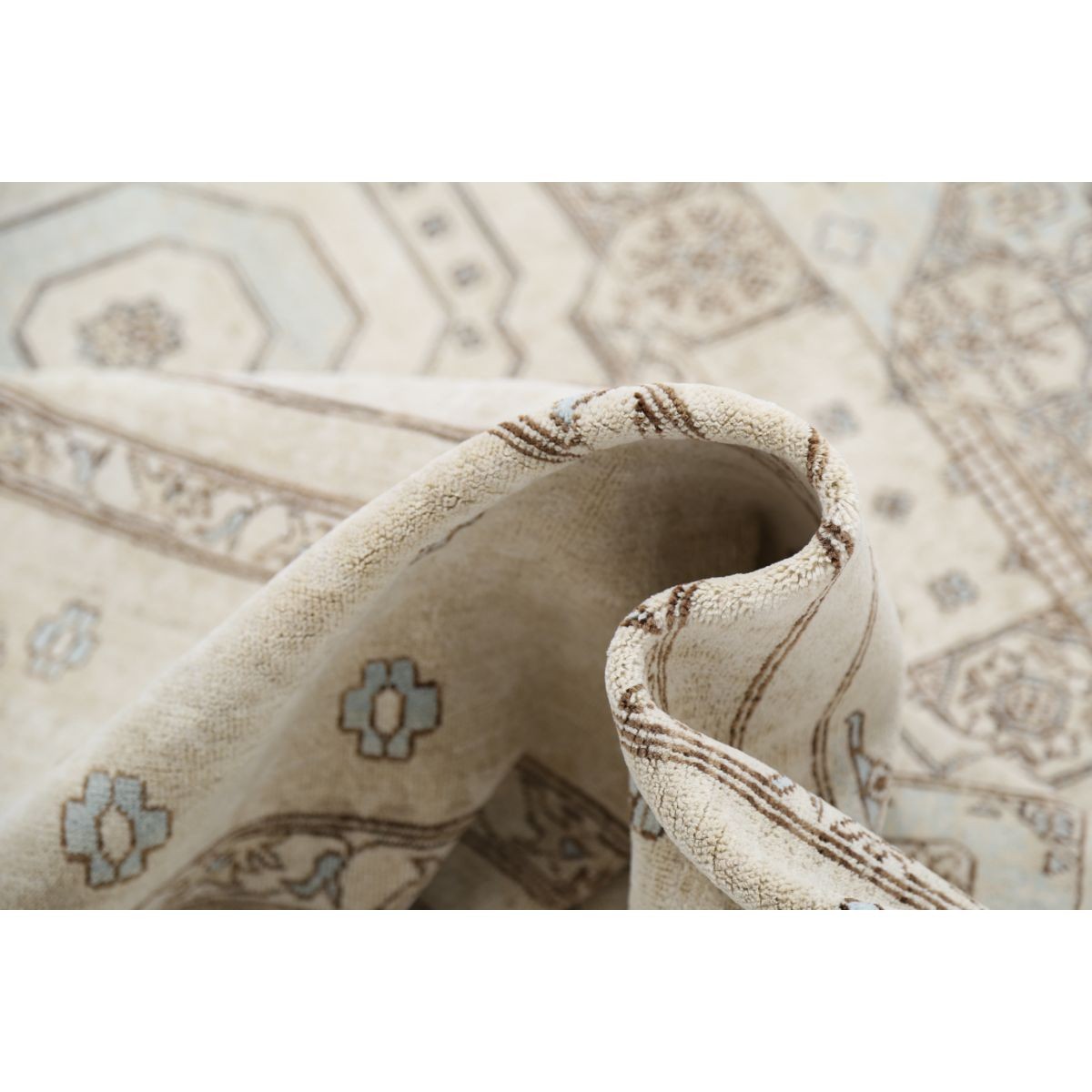 Mamluk 9x12 Handmade Double Knotted Washable Wool Rug - Soft Hues