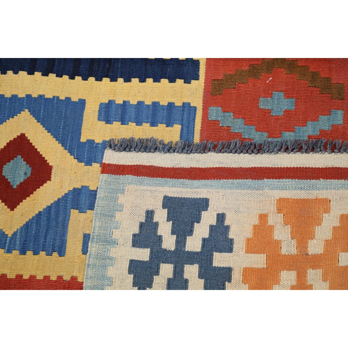 Kafkaas 5x7 Hand Woven Washable Wool Rug - Colorful
