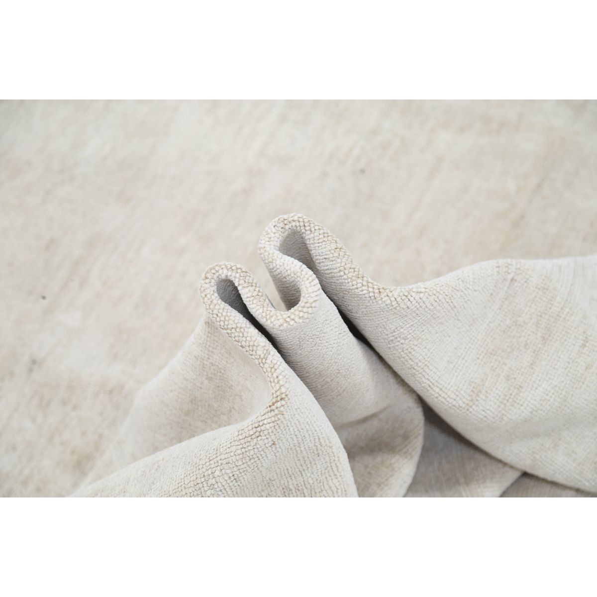 Serenity 6x16 Handmade Double Knotted Washable Wool Rug - Soft Hues - Gallery