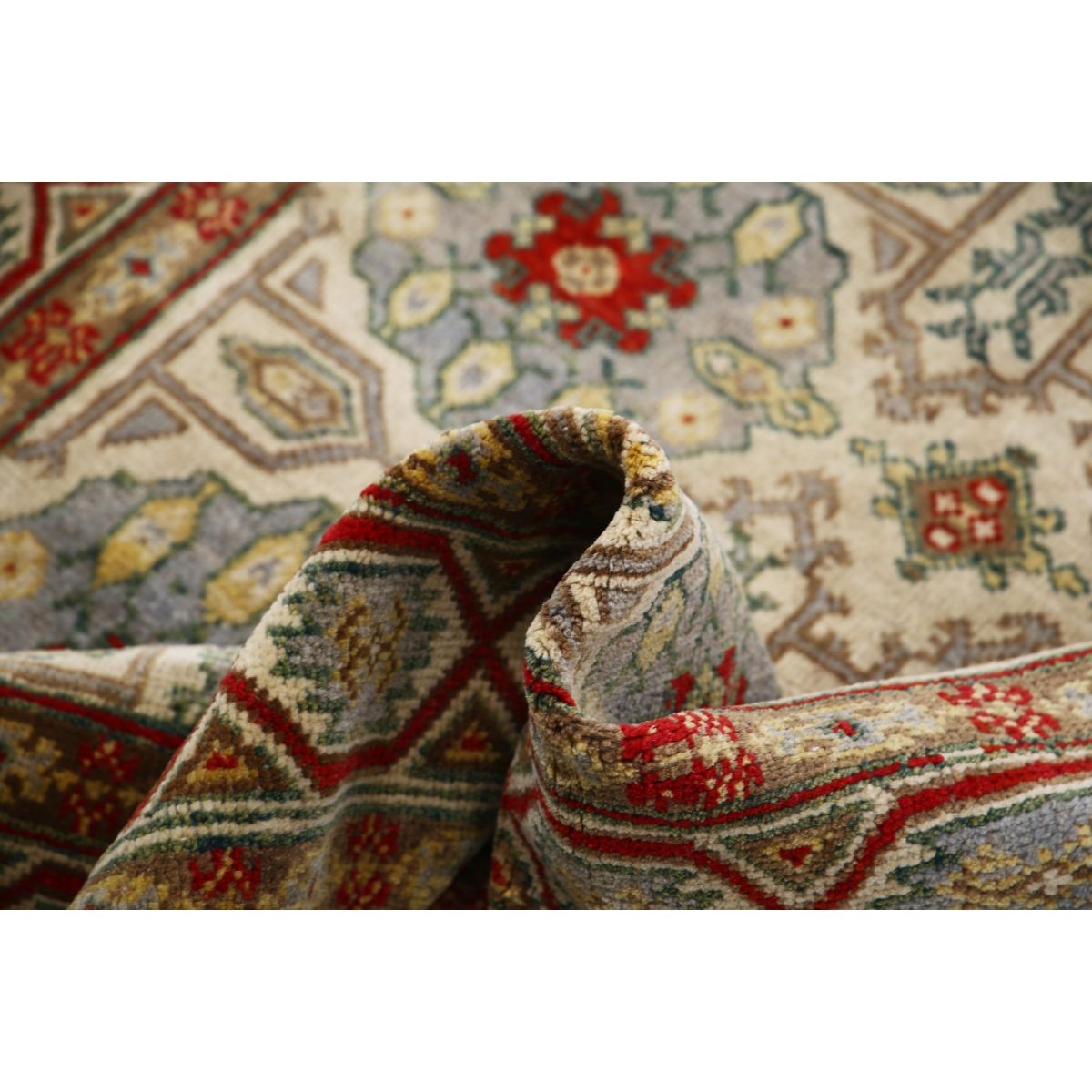 Revival 4x7 Handmade Double Knotted Washable Wool Rug - Colorful
