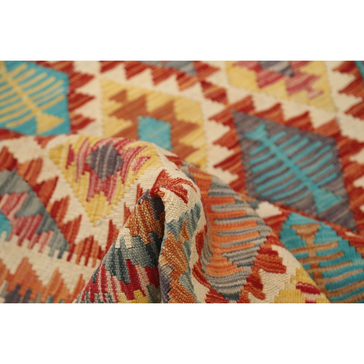 Maimana 7x10 Hand Woven Washable Wool Rug - Colorful