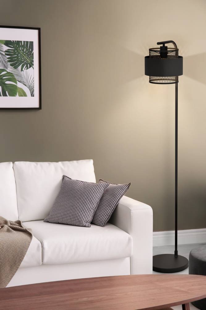 Eglo 780107 "OTTOMANE" 160,5 Cm Yüksekliğinde Çelik Köşe Lambası Lambader