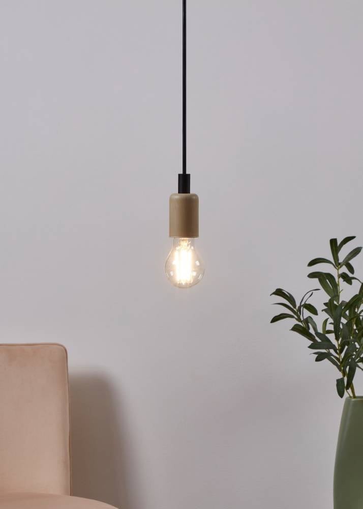 Eglo 110179 E27-Led-A60 Ampul 1X7,3W Şeffaf 2700K 806 Lümen Dim Edilebilir