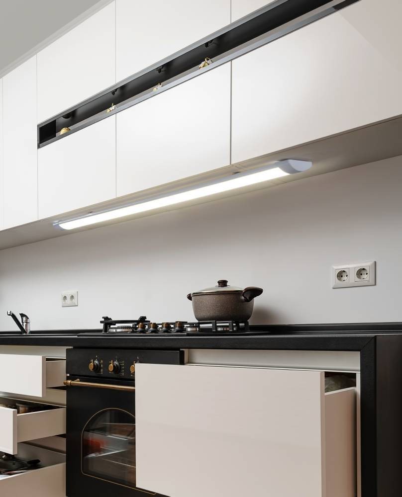 Eglo 901571 "SICCIAROTTA" 120 Cm Uzunluğunda Dolap Altı/Dolap İçi Lambası Tezgahaltı Aydınlatma