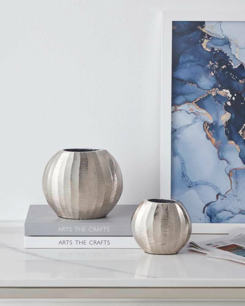 Eglo 421042 "ABUCAY" 9,5 Cm Yüksekliğinde Nikel Metal Vazo