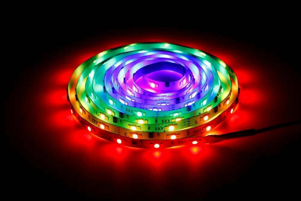 Eglo 75745 "RGBIC" 300 Cm Uzunluğunda Plastik Beyaz Led Şerit