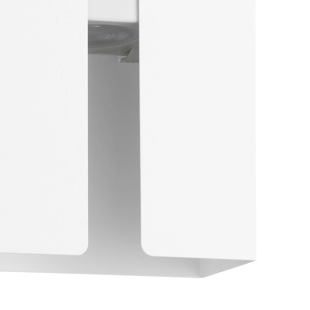 Eglo 902019 "BRISCOLA" Beyaz Çelik Dış Mekan Bahçe Aydınlatması Aplik Ip44