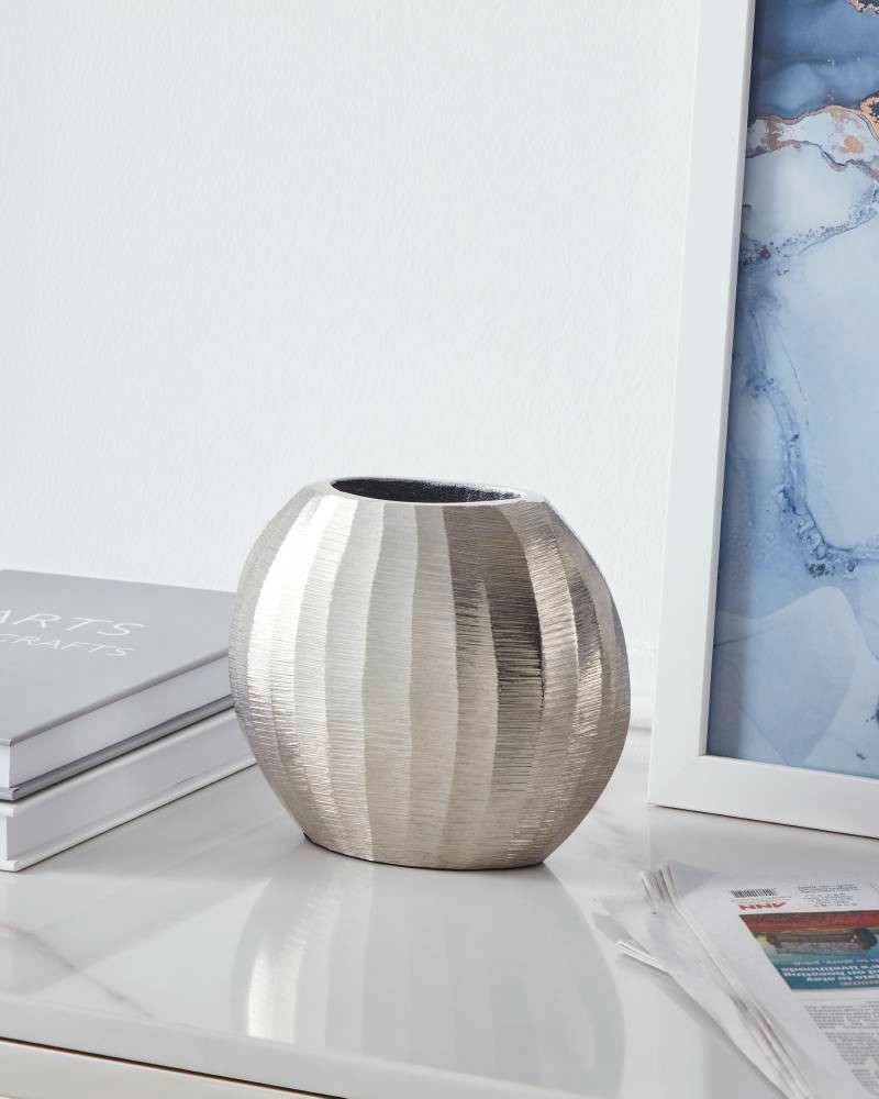 Eglo 421052 "Abucay" Nikel Dekoratif Metal Vazo 13cm Yüksekliğinde