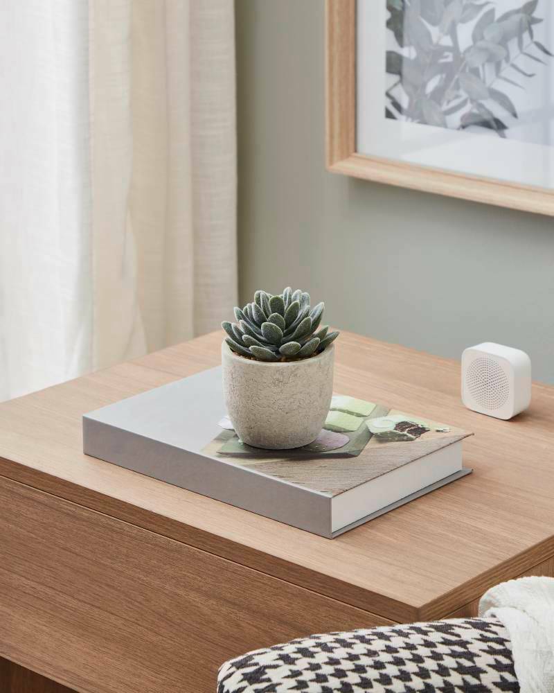 Eglo 428011 "CHITOSE" 11 Cm Yüksekliğinde Plastik Kahveengi, Yeşil Saksıda Yapay Çiçek