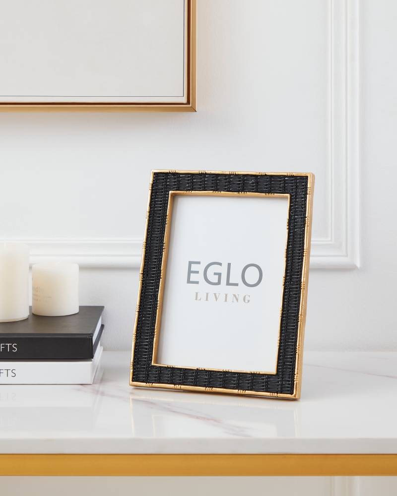 Eglo 423141 "ESASHI" 21,5 Cm Yüksekliğinde 16,8 Cm Uzunluğunda Plastik, Cam Siyah, Gold Resim Çerçevesi