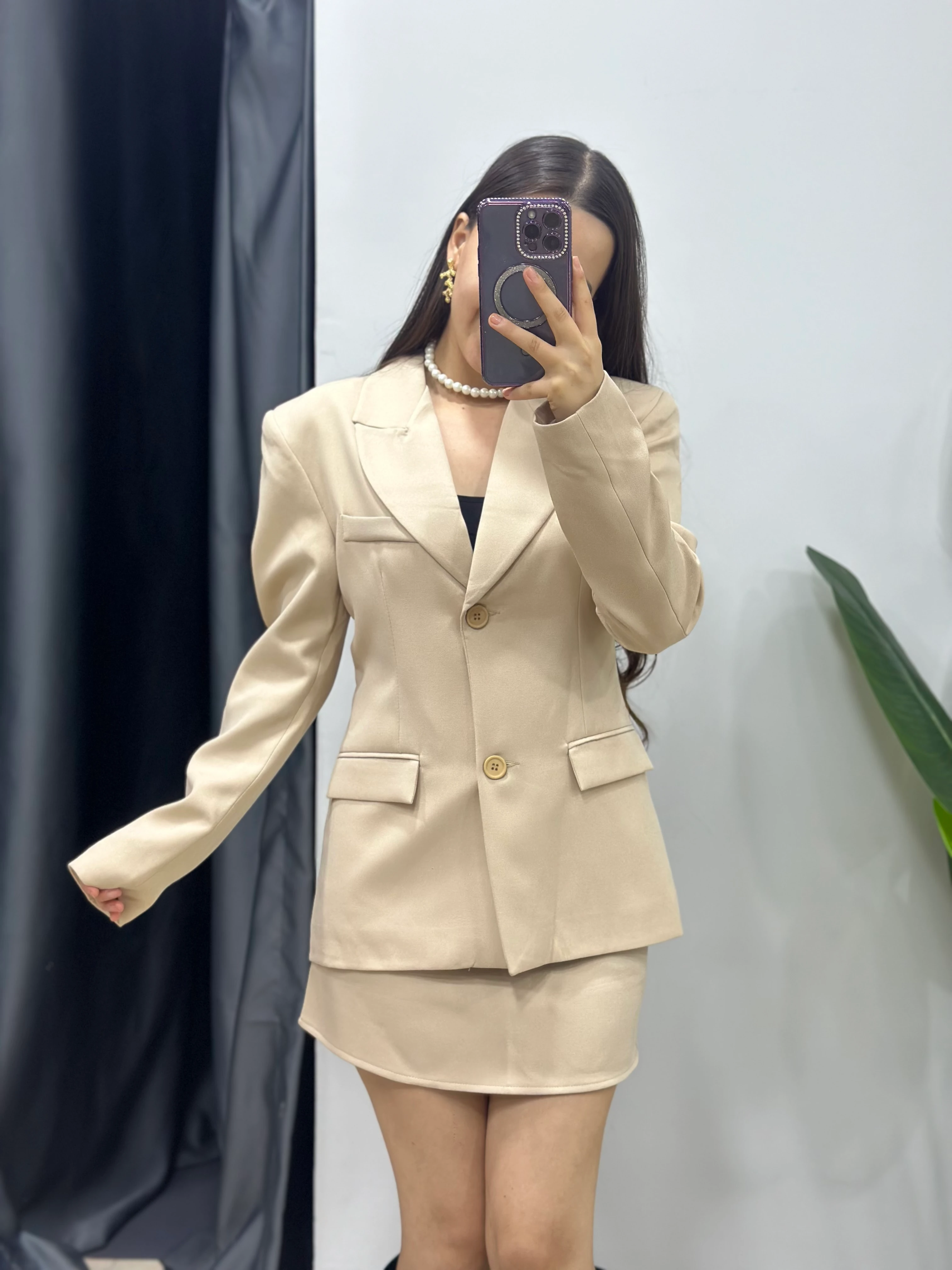 ETEKLİ BLAZER BEJ RENK