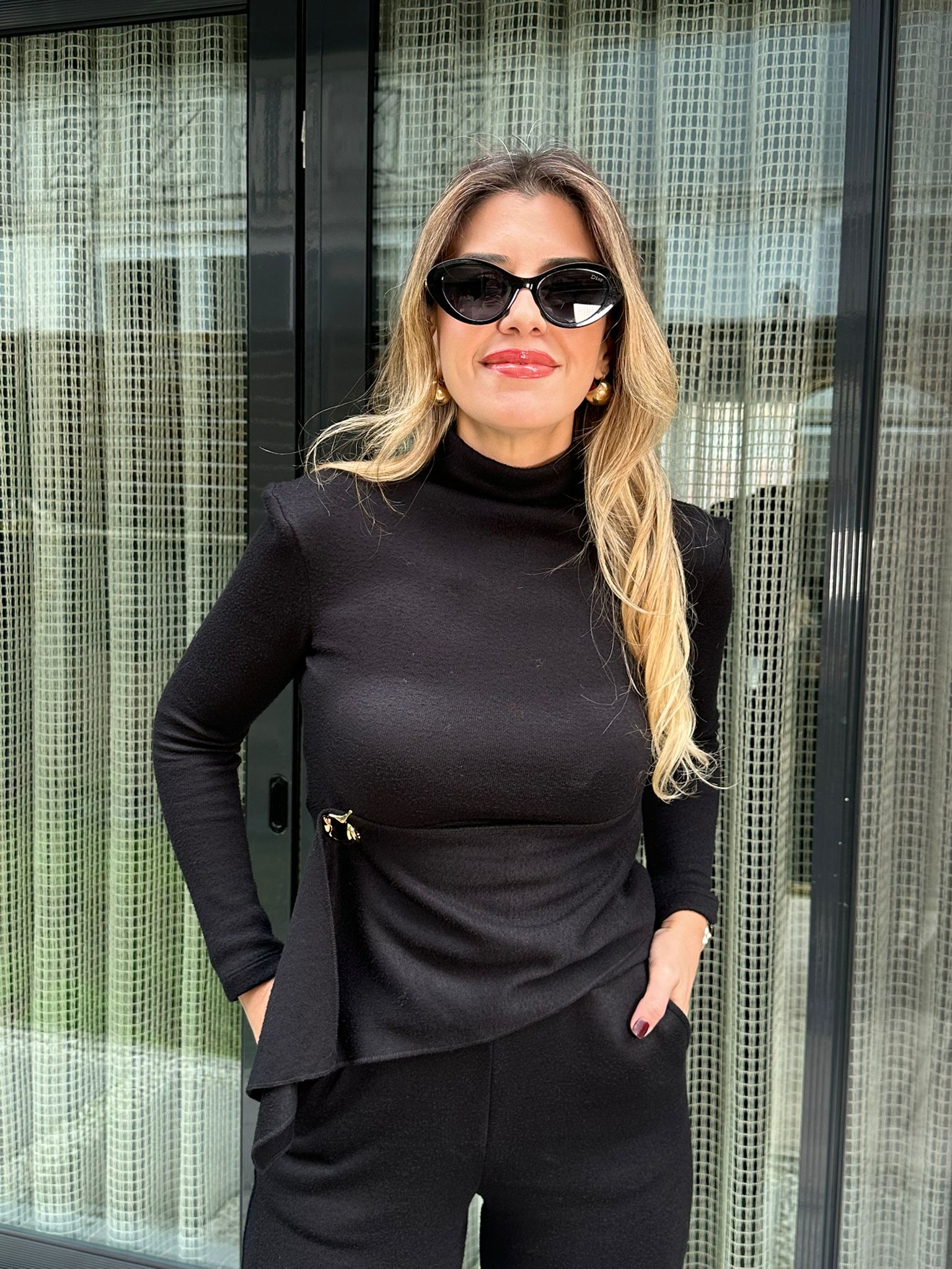 Dik Yaka Yan Detaylı Triko Bluz Bol Paça Pantolon Takım