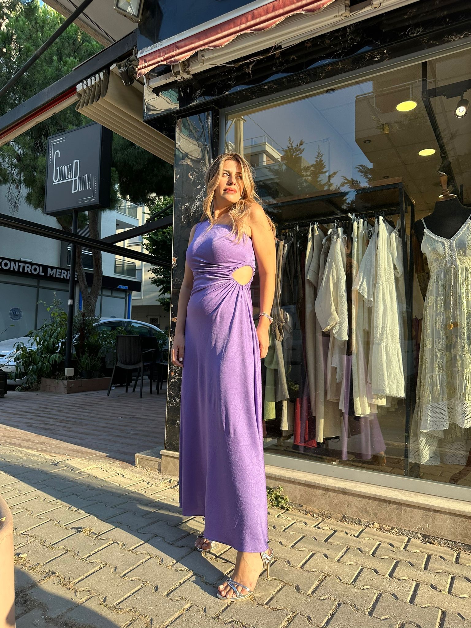 Tek Omuz Beli Dekolteli Saten Elbise