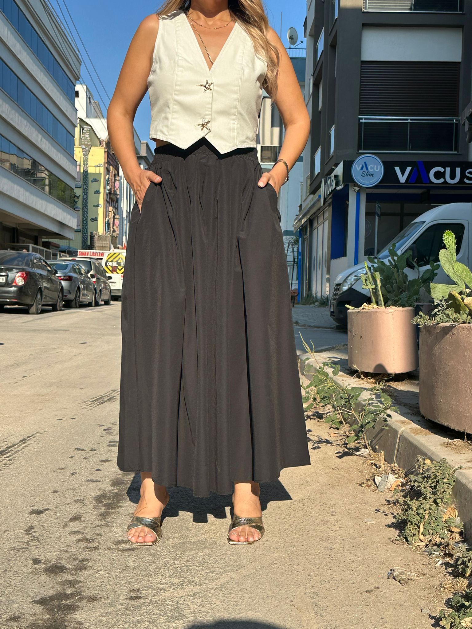 Beli Lastikli Cepli Balon Etek