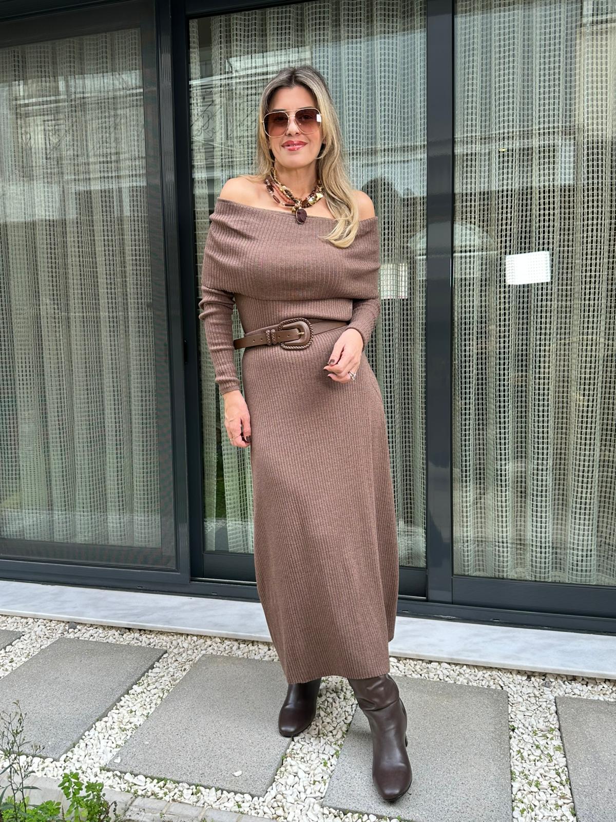 Madonna Yaka Bluz Etek Takım - Kahve