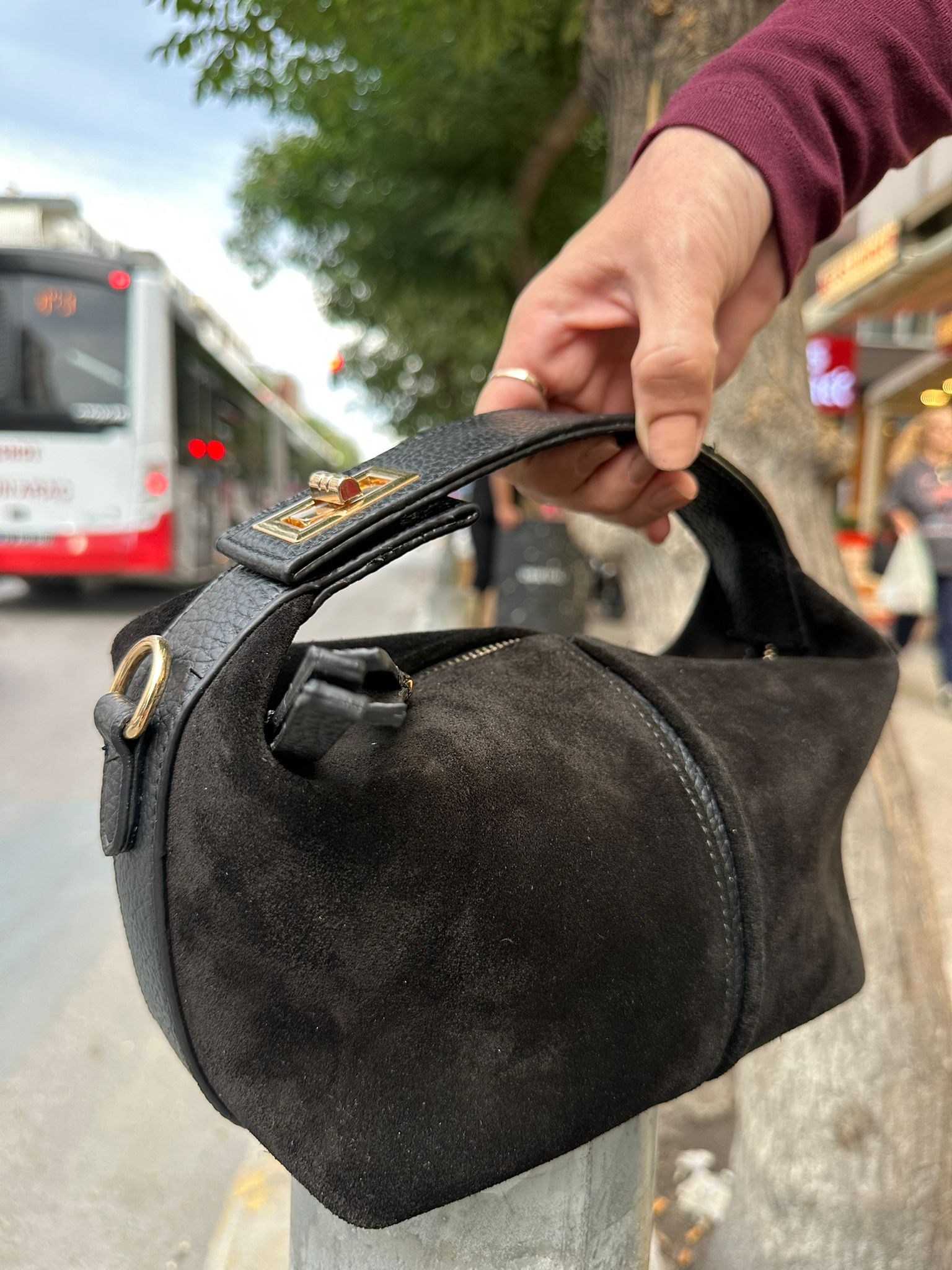 Hakiki Deri Çift Fermuar Detaylı El ve Omuz Çantası