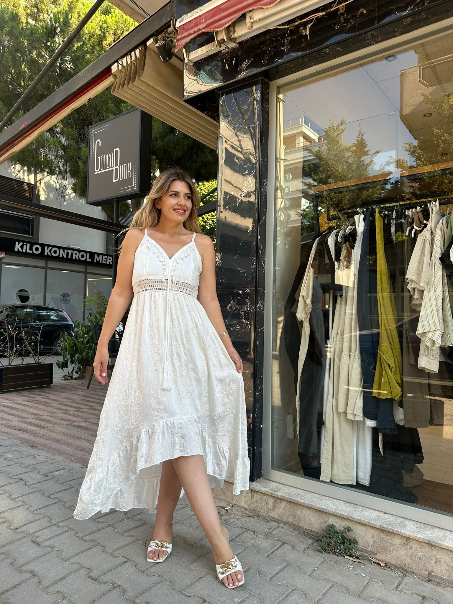 İthal Püskül Detaylı Ön Kısa Elbise - Ekru
