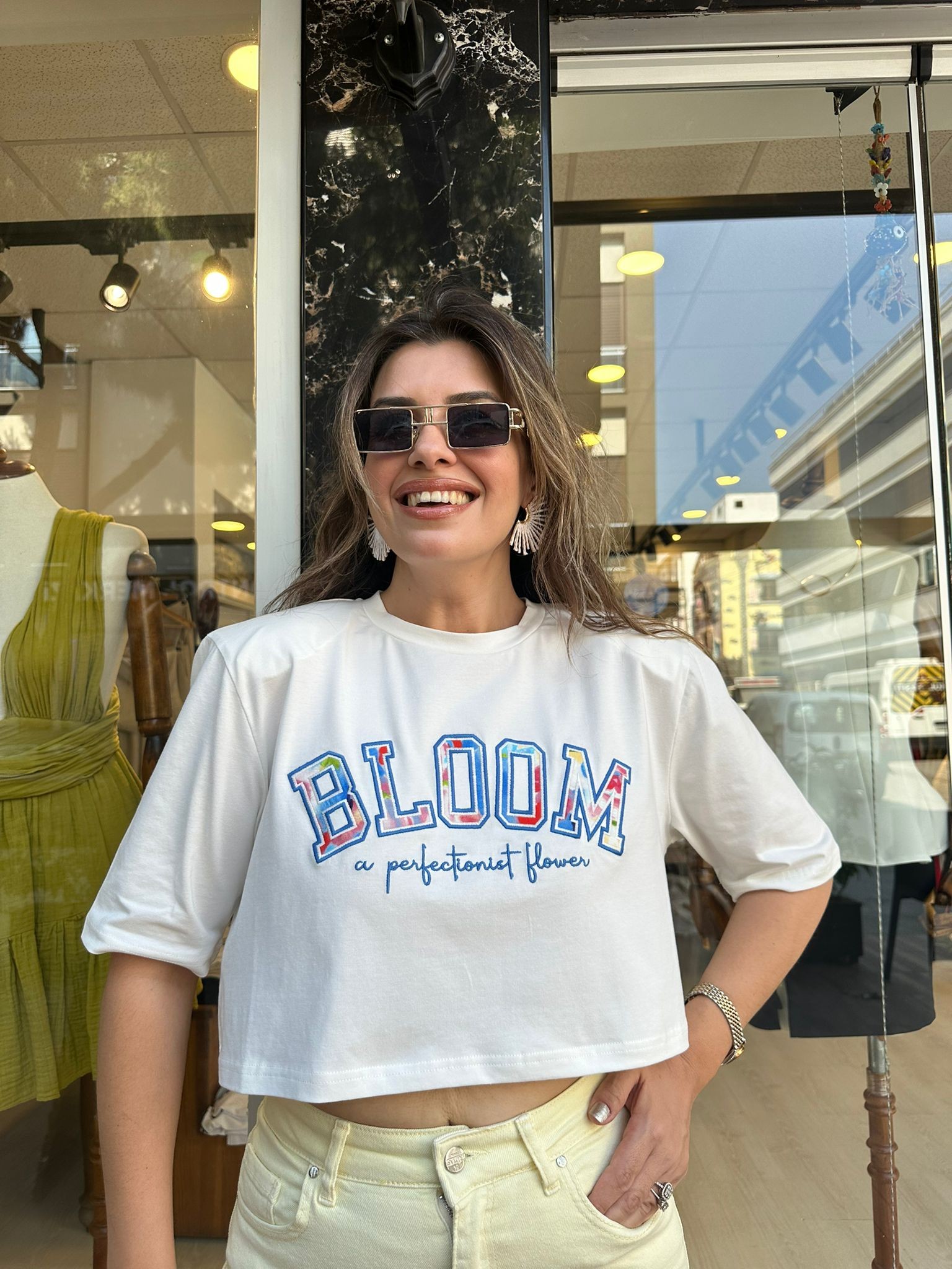 Ön İşleme Detaylı Crop T-Shirt - Ekru