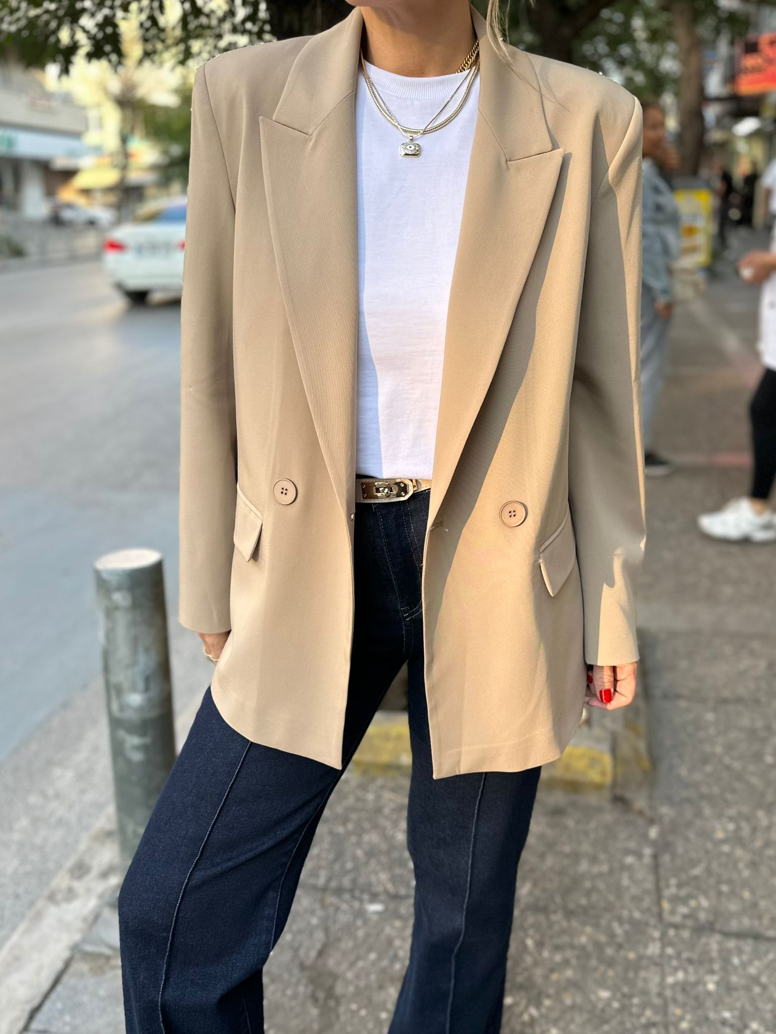 Ön Düğmeli Vatkalı Blazer Ceket