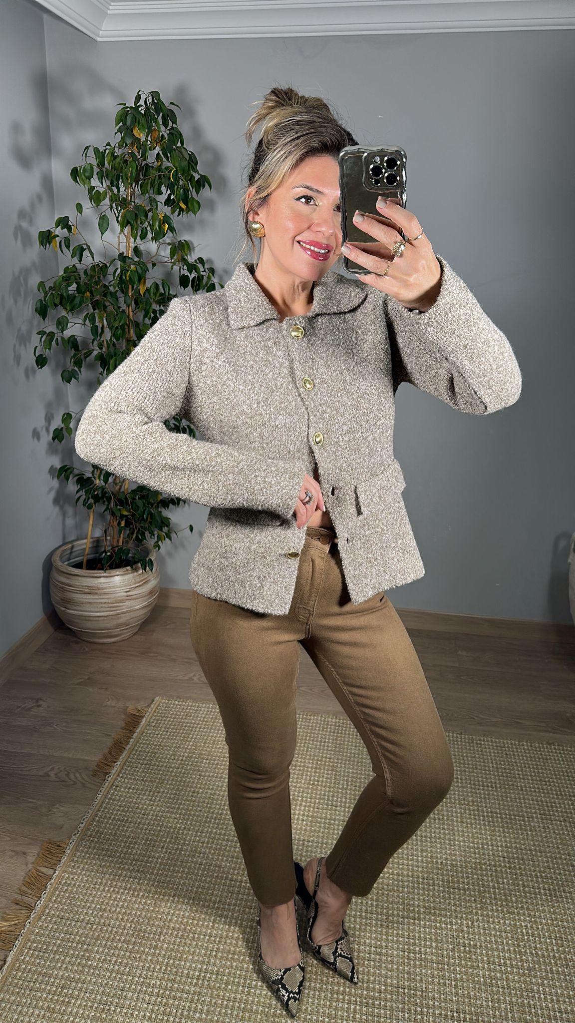 Kesik Paça Likralı Jean