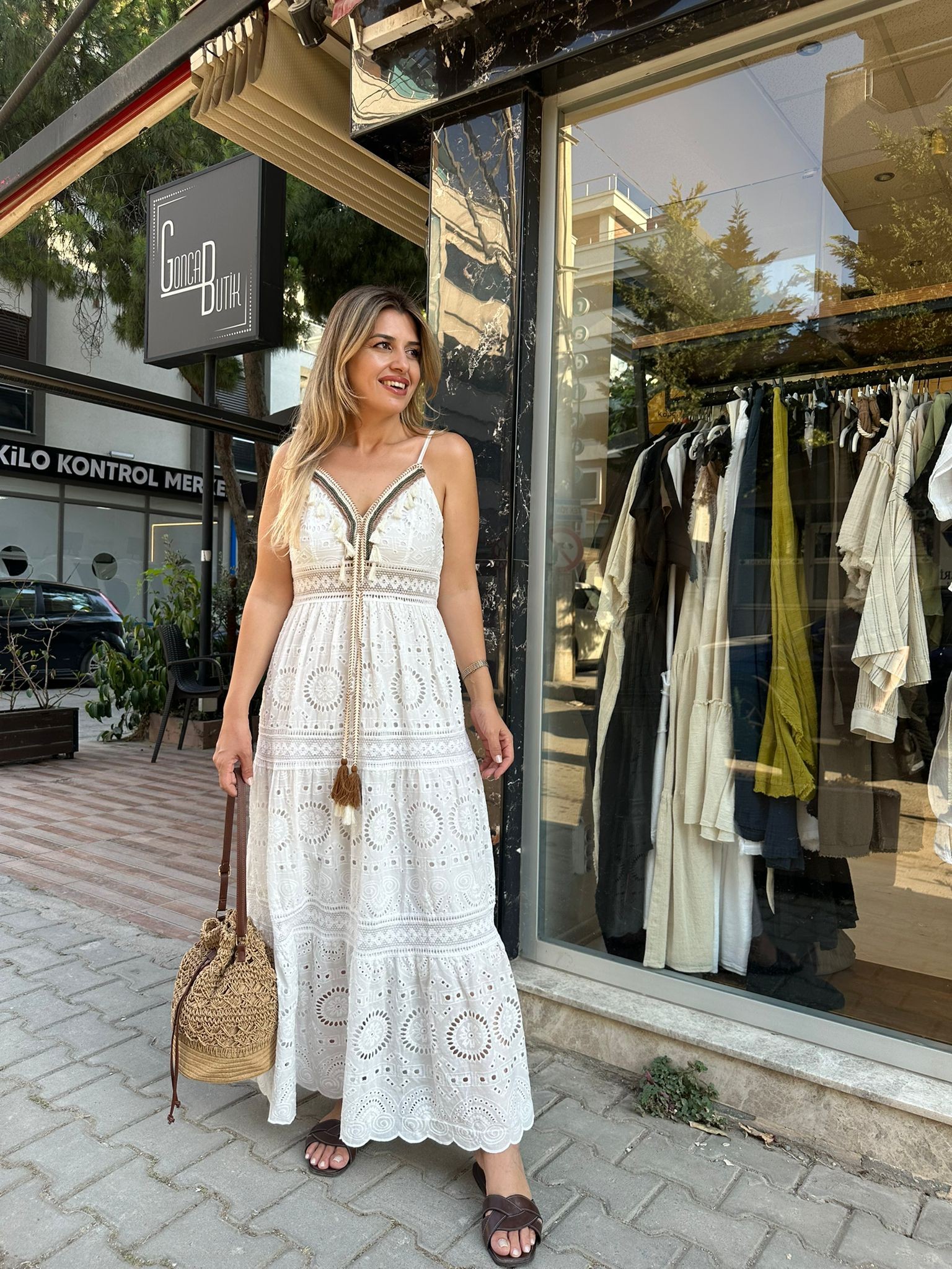 İthal Kahve Püskül Detaylı Fisto Elbise